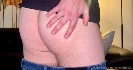 showerboyau model porn gallery