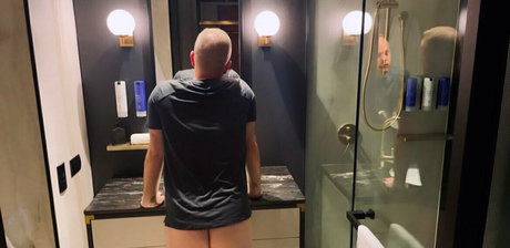 showerboyau star beautiful picture