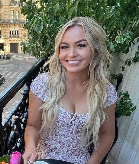 Ashley Freiberg exclusive pornstar archive