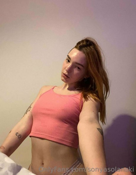 sonyasolanski model sexy img