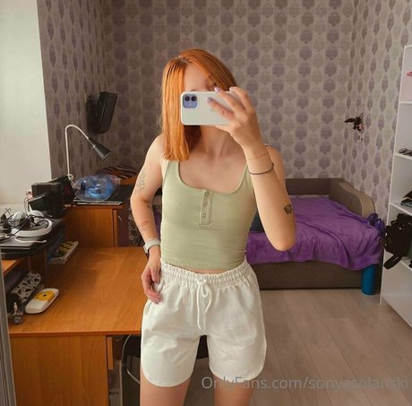 sonyasolanski art star photos