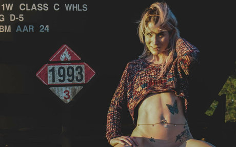 lolaluxx beautiful actress photo