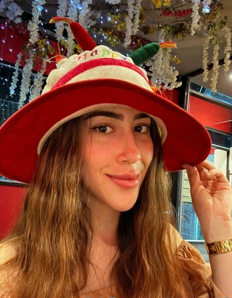 gummies15 pornographic star pic