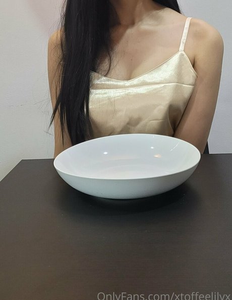 xtoffeelilyx erotic pornstar photos