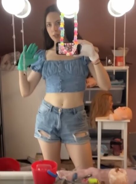 Rapunzel ASMR model art pic