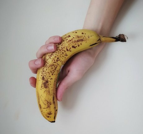 youreyeshere adult actress img