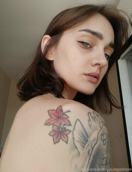 youreyeshere adult actress picture