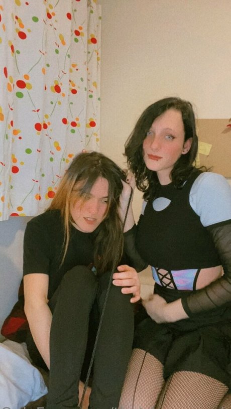 thatdepressedrat nude actress pic