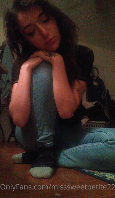 misssweetpetite22 art actress photo