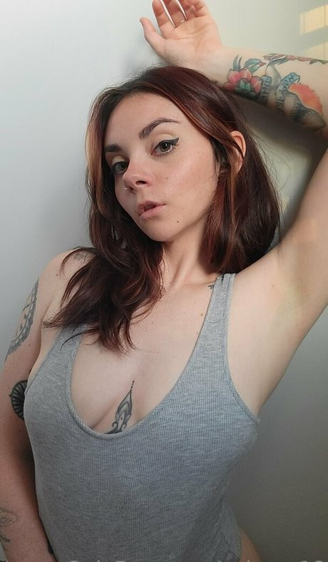 evierae18 sexy actress photos