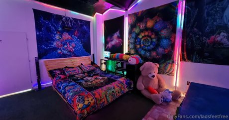 ladsfeetfree xxx actress galleries