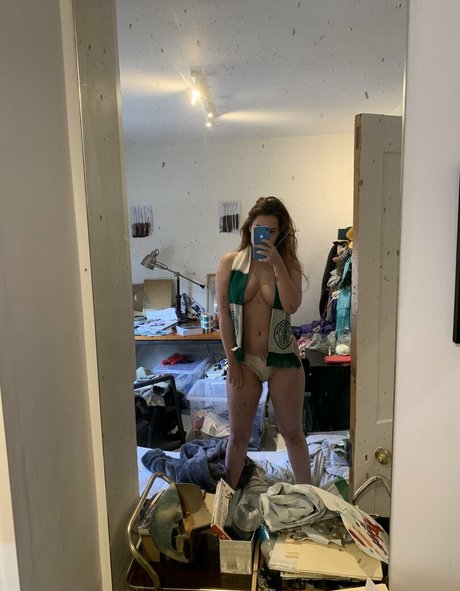 Madame Cersei model nice galleries