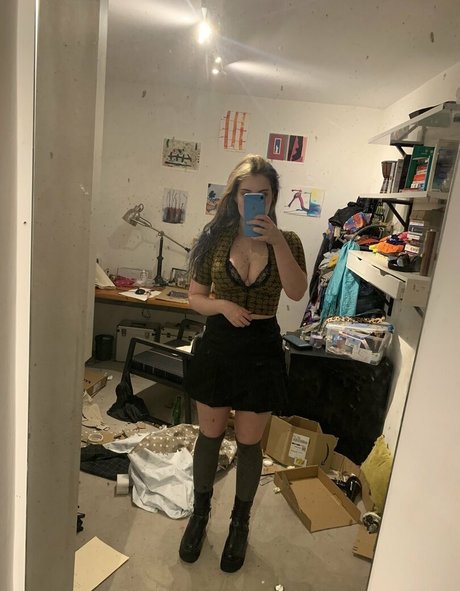 eyes onlyfans sexy nudes archive