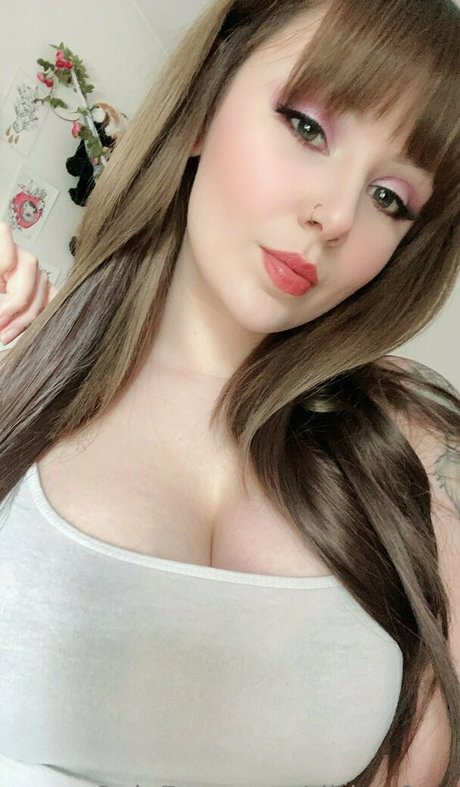 Riirichan star nude pics