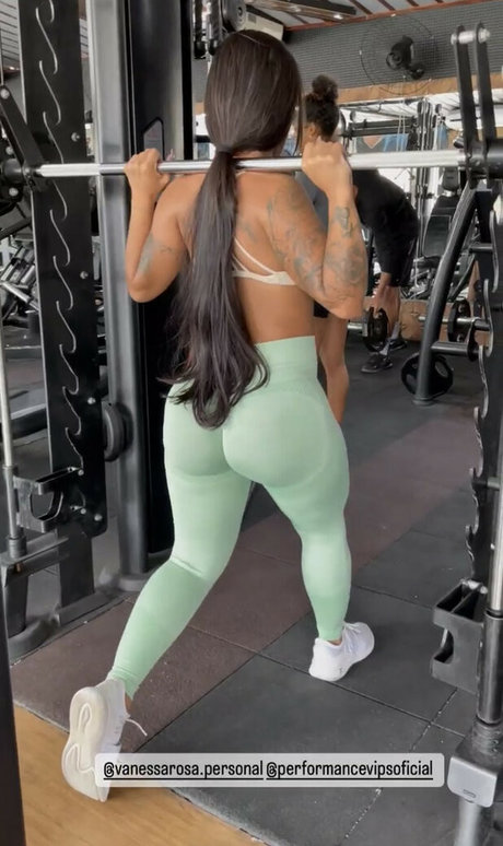 Aline Carvalho nudes star picture