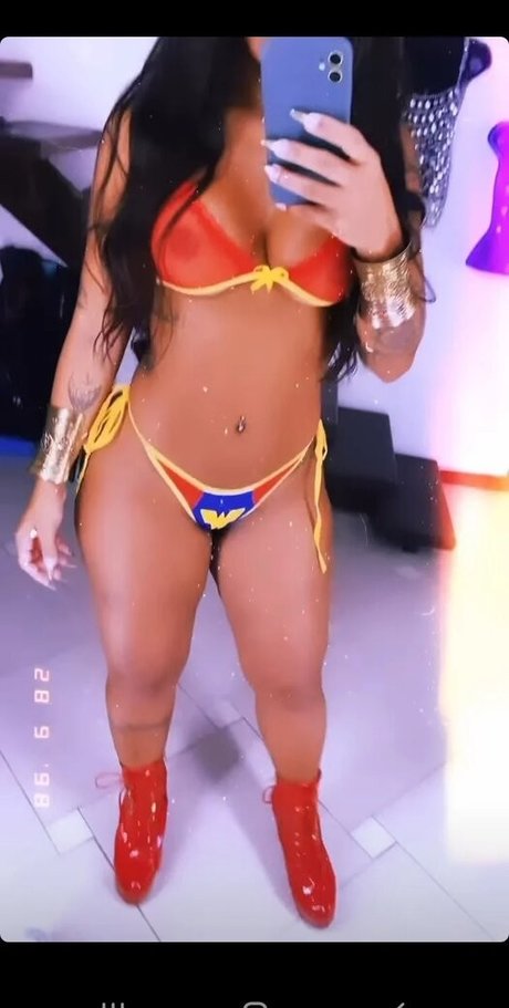 Aline Carvalho model xxx gallery