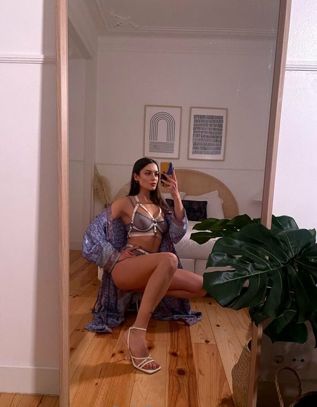 vera venera star sexy galleries