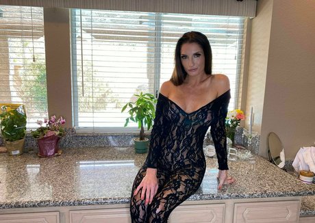 silviasaige pornstar naked pictures