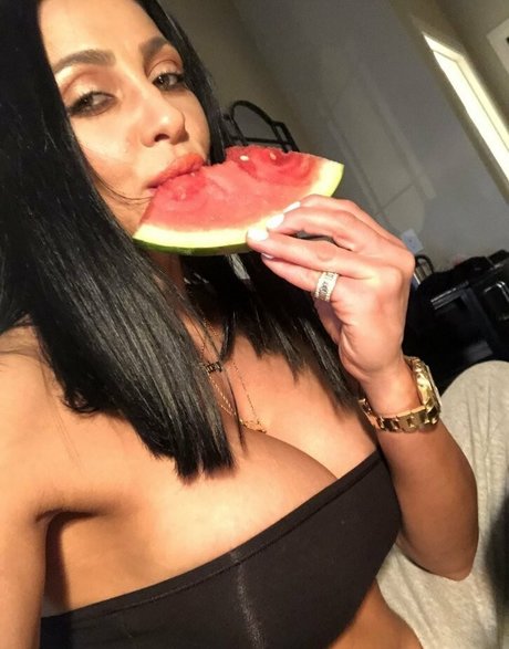 audreybitoni pornstar nudes photos