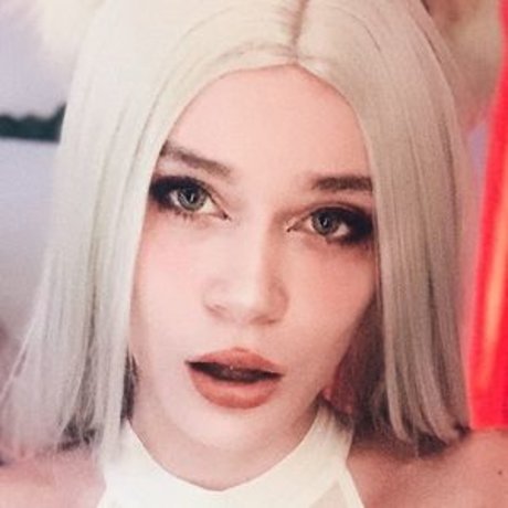 Virtual Lady beautiful actress picture