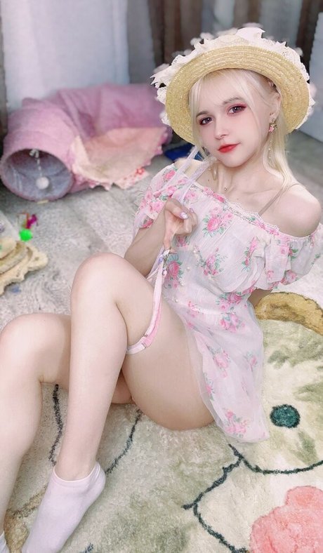 LENivayaAya sex model photo