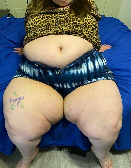 shellybobelly beautiful actress gallery