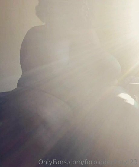 forbiddenfruyt23 pornstar sexy pics