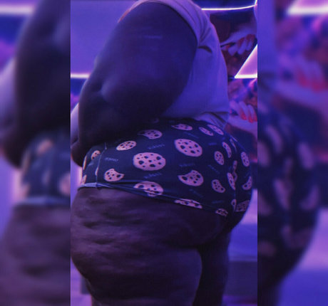 forbiddenfruyt23 free pornstar image