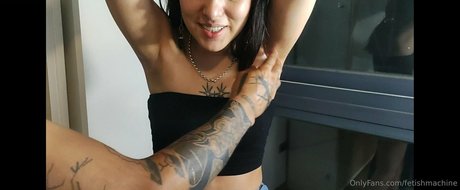 fetishmachinefemme hd star pic