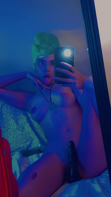 devilssweettooth model erotic image