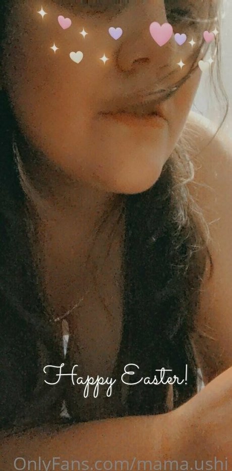 mama ushi exclusive model image