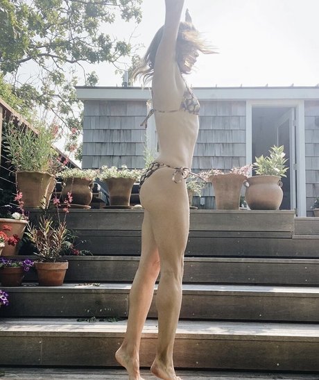 Emily Wickersham pretty model archive