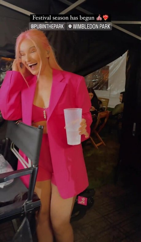 Grace Chatto pretty pornstar picture