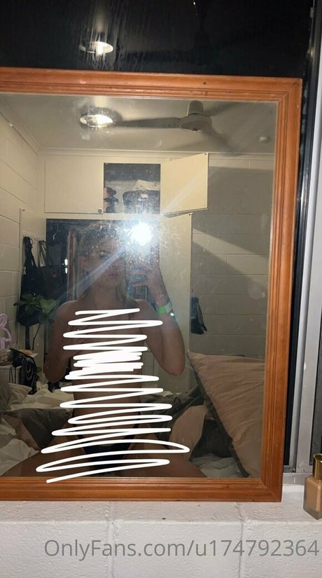 shaniasand star sexy img