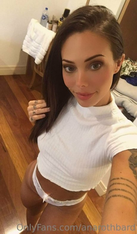 anarothbard top actress pics