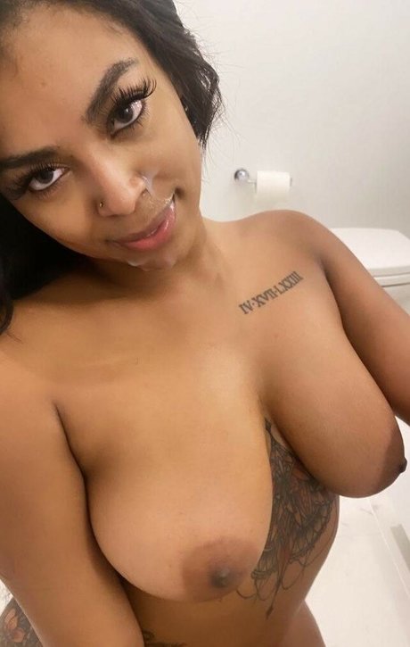 nataliemor naked pornstar pic