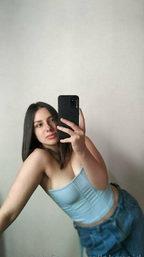 lelymaid nice actress pics