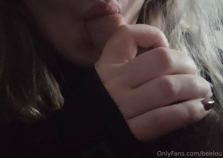 beelou hot star galleries