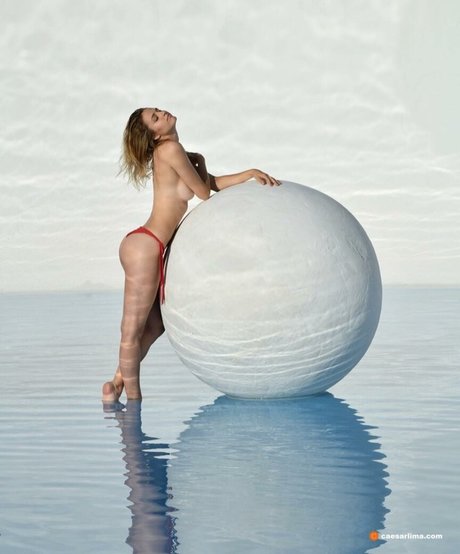 Gabby Downing star pornographic images