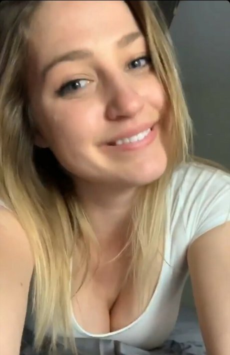 Gabby Downing exclusive pornstar photo