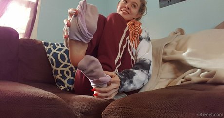 sativaskies nude pornstar picture