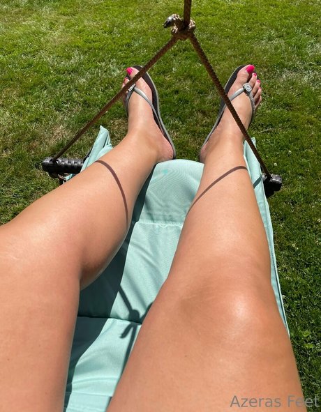 azerasfeet nice pornstar photo