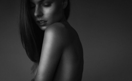 Muriel Melinda naked model images