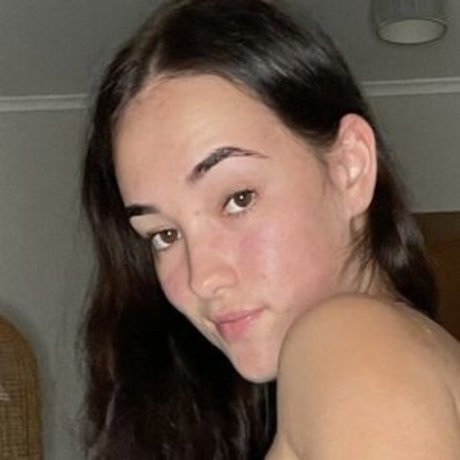 Cheekymz free star pics