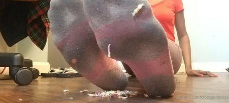 cfootgoddessx naked star pictures