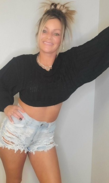 kbaecutie1 erotic pornstar gallery