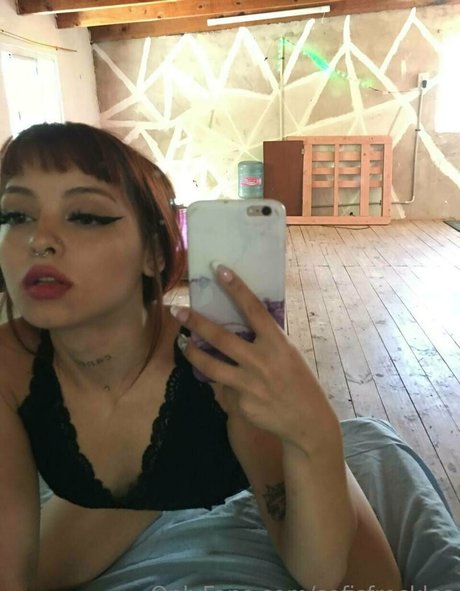 sofisfreckles exclusive model photo