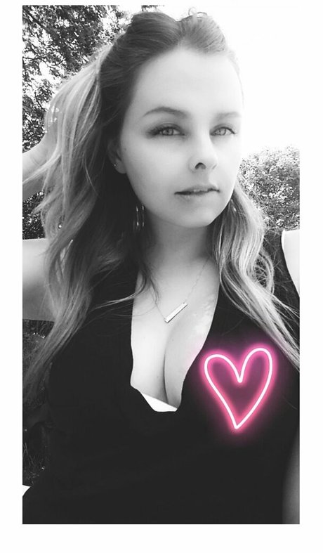 Goddess Rainn model beautiful archive