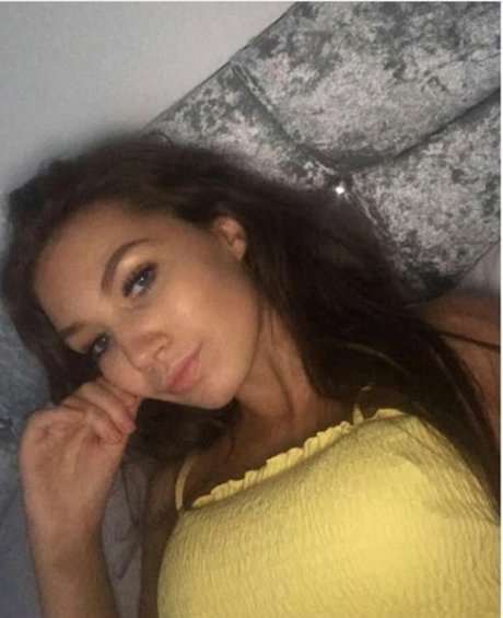 Elise Clayton star nice picture