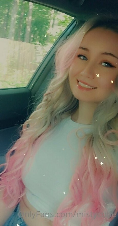MistyCutie pornstar naked pic